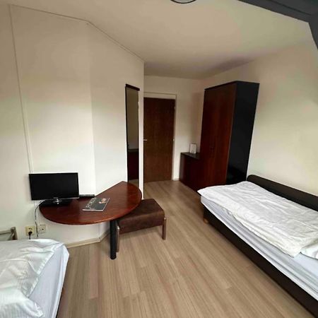Private Apartment Near The Centre 브라티슬라바 외부 사진